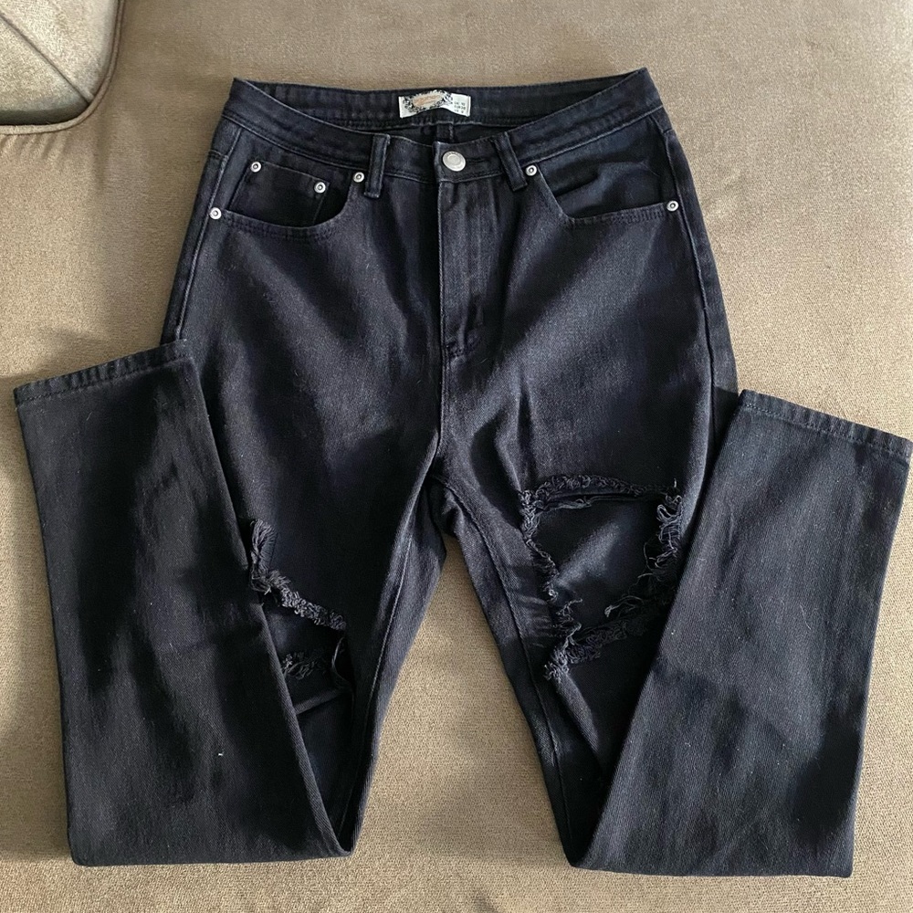 Womens BooHoo black ripped baggy jeans